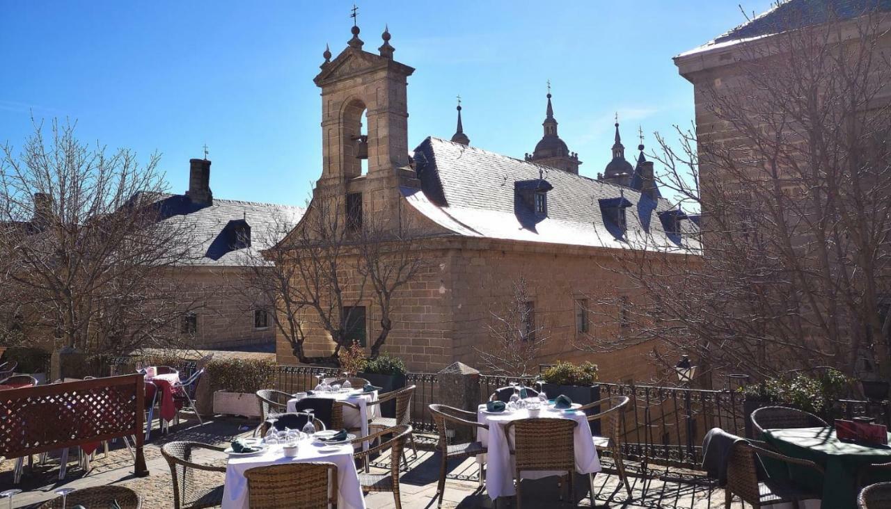 Apartamento En Centro Historico De San Lorenzo De El Escorial Lejlighed Eksteriør billede