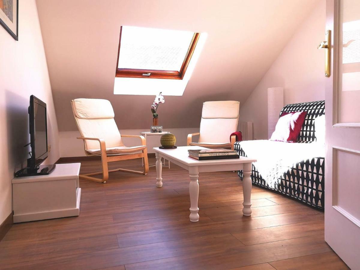 Apartamento En Centro Historico De San Lorenzo De El Escorial Eksteriør billede